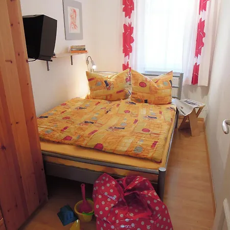 Alexandra - 13-15 Apartment *